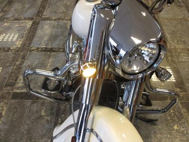 LED Turnsignals with Chrome Visor - Indian Chief