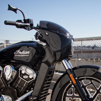 Ness Fairing - Gloss Black - Indian Scout