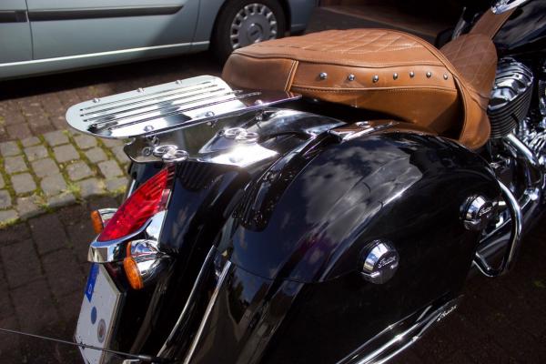 indian challenger luggage rack