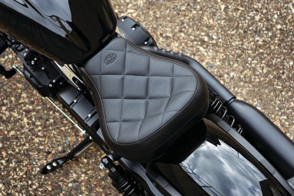 Touring Solo Seat - Schwarz - Scout Bobber